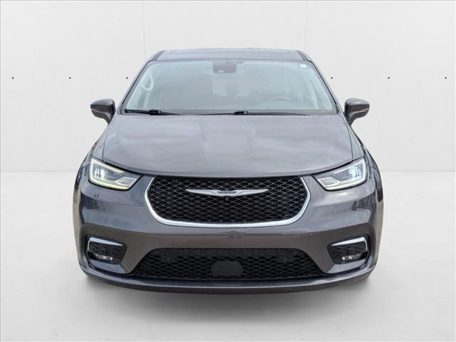used 2022 Chrysler Pacifica Hybrid car, priced at $19,989