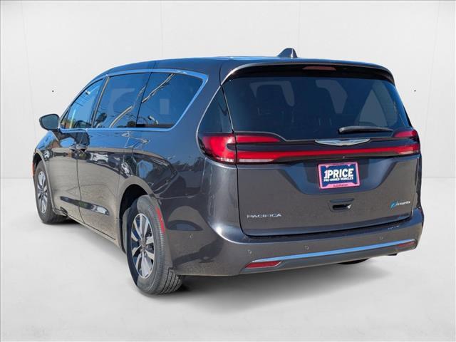 used 2022 Chrysler Pacifica Hybrid car, priced at $19,989