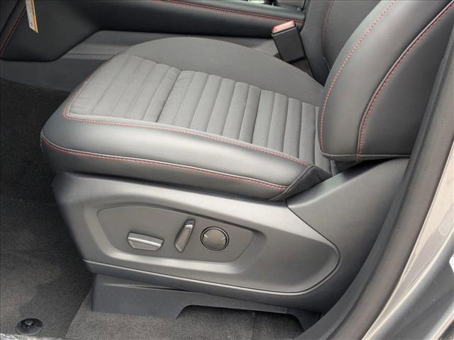 new 2025 Ford Explorer car, priced at $48,777