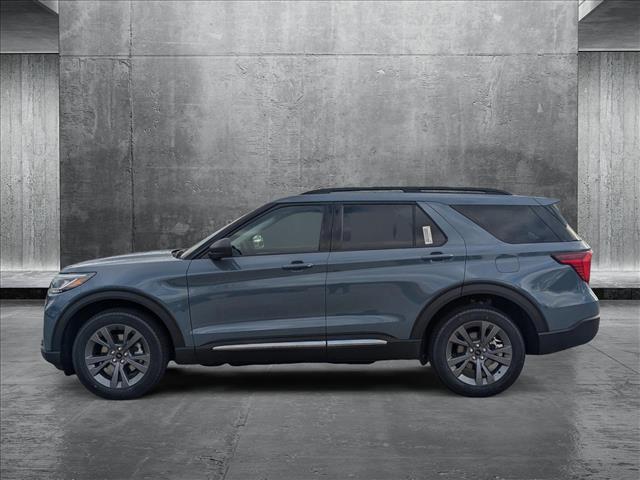 new 2025 Ford Explorer car, priced at $45,677