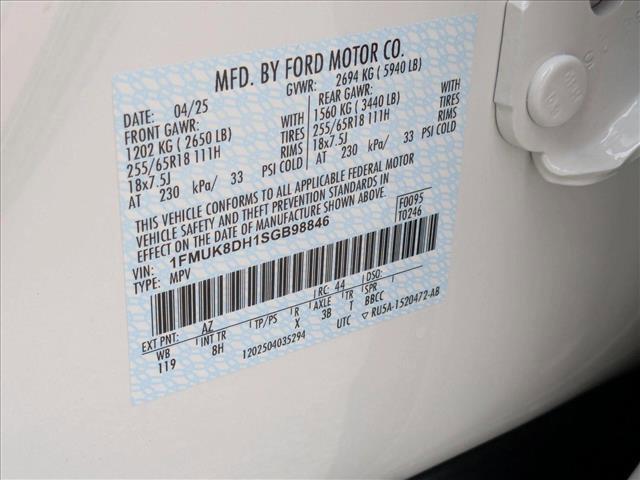 new 2025 Ford Explorer car, priced at $40,546