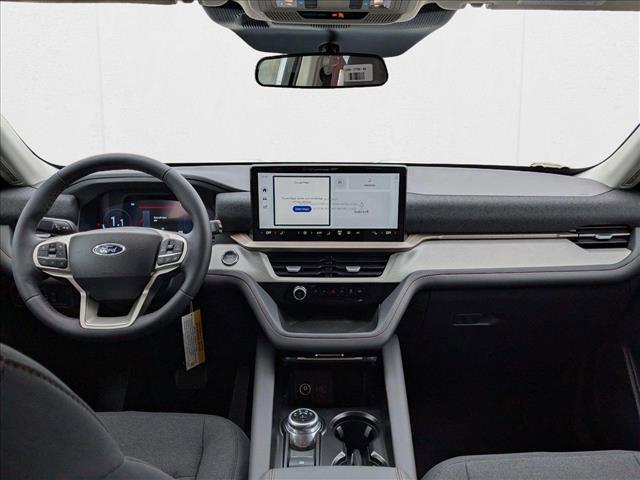 new 2025 Ford Explorer car, priced at $40,546