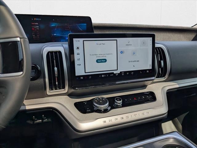 new 2025 Ford Expedition car, priced at $69,520