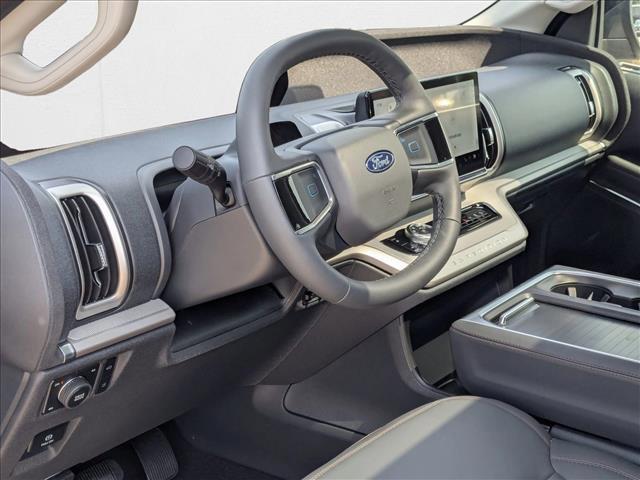 new 2025 Ford Expedition car, priced at $69,520