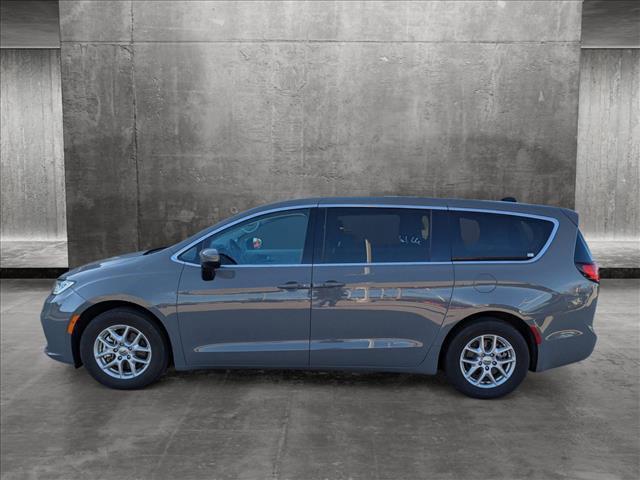 used 2023 Chrysler Pacifica car, priced at $27,495