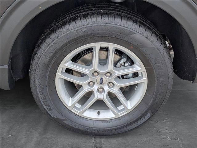 new 2025 Ford Explorer car, priced at $40,372