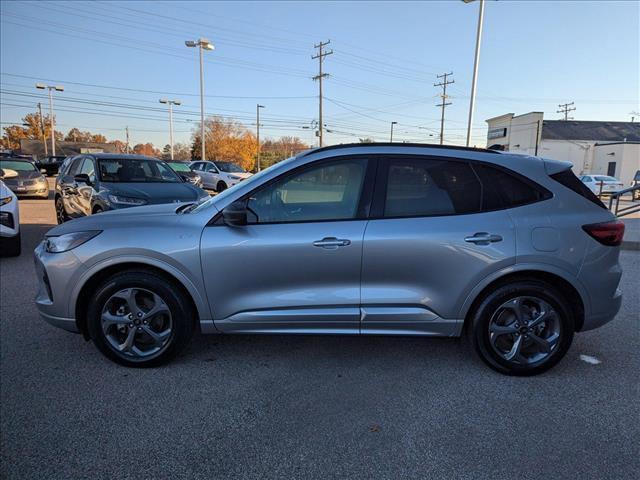 used 2024 Ford Escape car, priced at $27,990