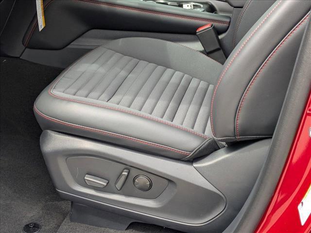 new 2025 Ford Explorer car, priced at $47,288