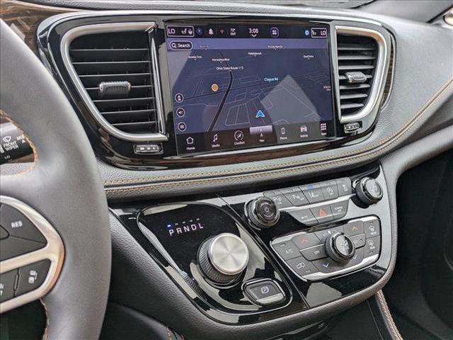 used 2022 Chrysler Pacifica car, priced at $34,493