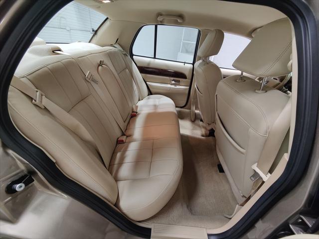 used 2006 Mercury Grand Marquis car, priced at $14,995