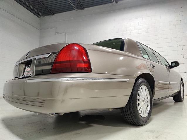 used 2006 Mercury Grand Marquis car, priced at $14,995