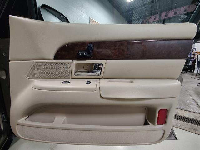 used 2006 Mercury Grand Marquis car, priced at $14,995