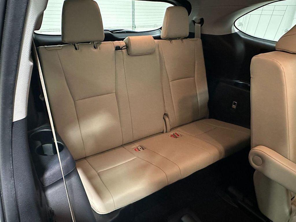 used 2020 Toyota Highlander car, priced at $31,995