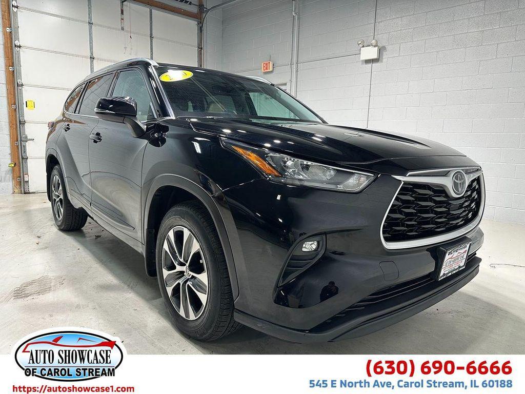 used 2020 Toyota Highlander car, priced at $31,995
