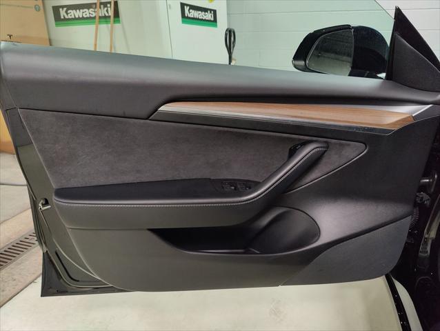 used 2021 Tesla Model 3 car, priced at $17,977
