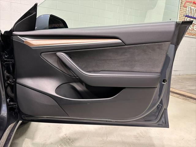 used 2022 Tesla Model 3 car, priced at $20,977