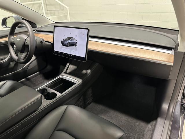 used 2022 Tesla Model 3 car, priced at $20,977