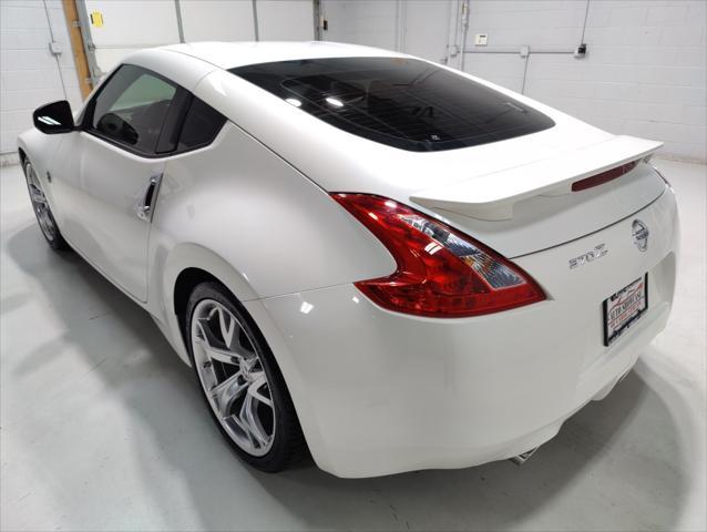 used 2009 Nissan 370Z car, priced at $19,995