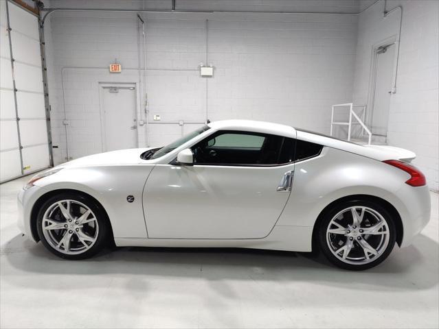 used 2009 Nissan 370Z car, priced at $19,995