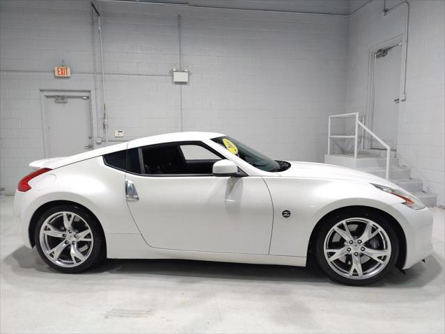 used 2009 Nissan 370Z car, priced at $19,995