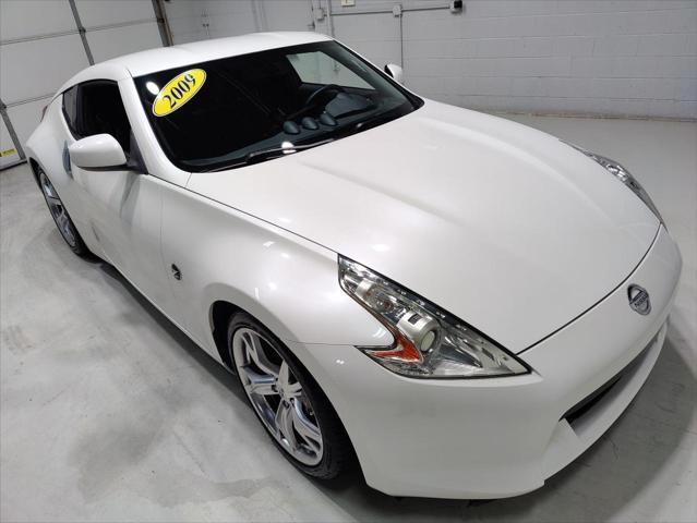 used 2009 Nissan 370Z car, priced at $19,995