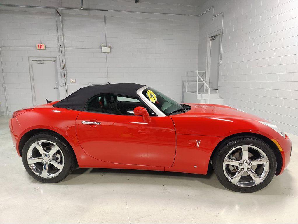 used 2007 Pontiac Solstice car, priced at $15,995