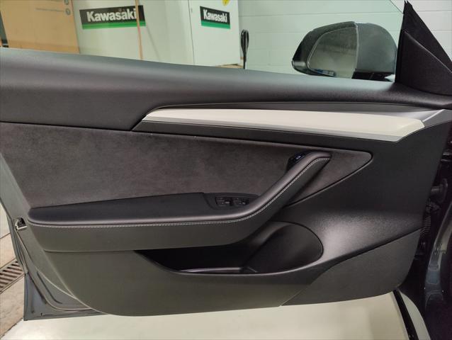 used 2022 Tesla Model 3 car, priced at $20,999