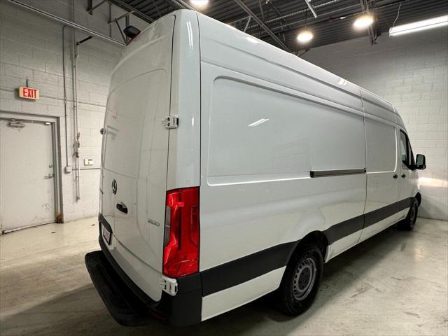 used 2022 Mercedes-Benz Sprinter 2500 car, priced at $37,995