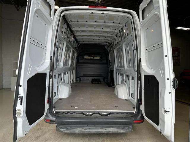 used 2022 Mercedes-Benz Sprinter 2500 car, priced at $37,995