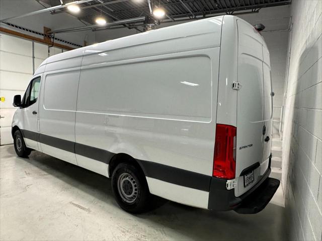 used 2022 Mercedes-Benz Sprinter 2500 car, priced at $37,995