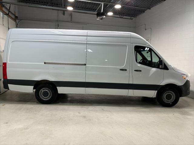 used 2022 Mercedes-Benz Sprinter 2500 car, priced at $37,995