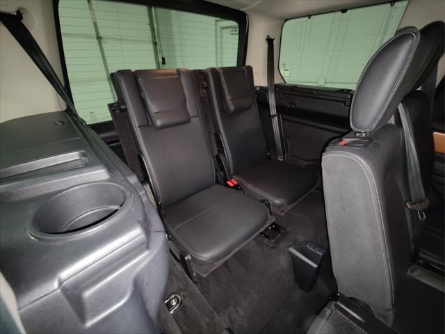 used 2015 Land Rover LR4 car, priced at $15,995