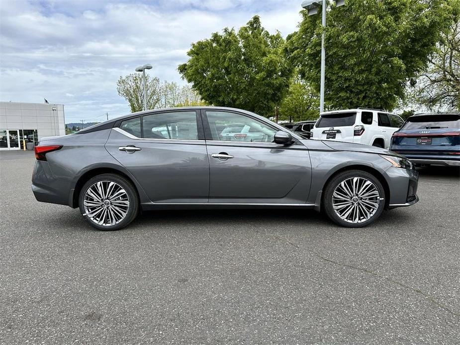 new 2024 Nissan Altima car, priced at $34,801