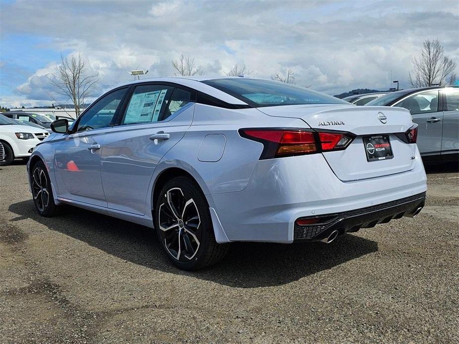 new 2024 Nissan Altima car, priced at $33,166