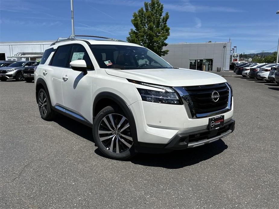 new 2024 Nissan Pathfinder car, priced at $51,061