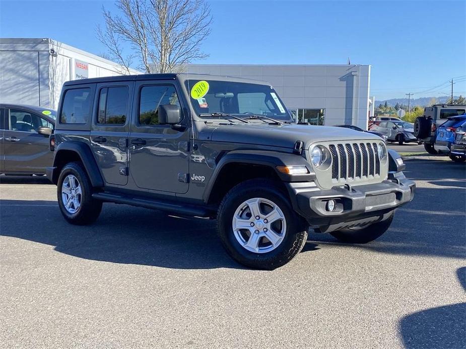 used 2019 Jeep Wrangler Unlimited car, priced at $27,877