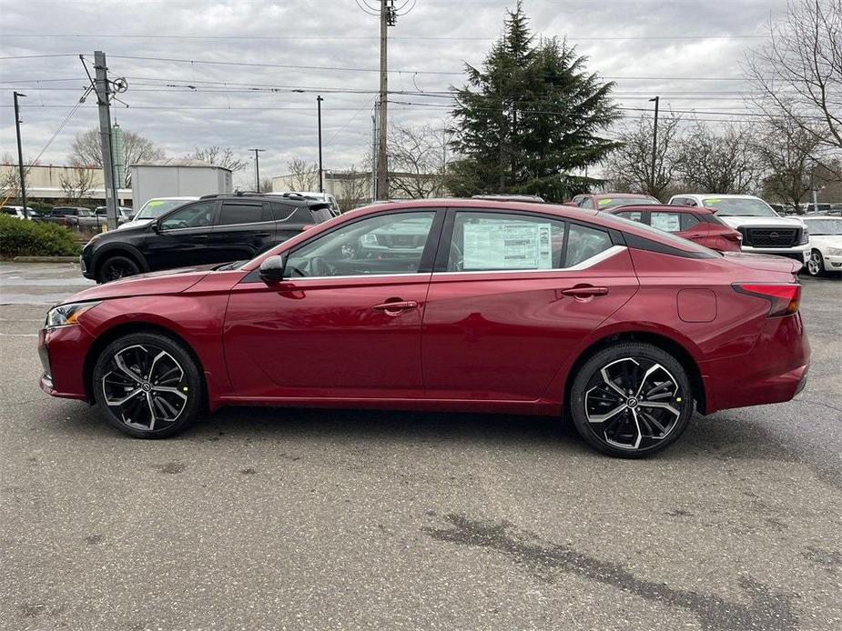 new 2024 Nissan Altima car, priced at $33,921