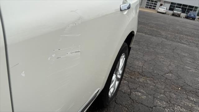 used 2015 Nissan Rogue Select car, priced at $5,500