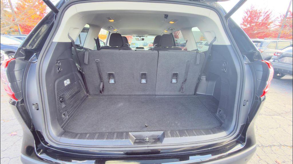 used 2022 Subaru Ascent car, priced at $28,297