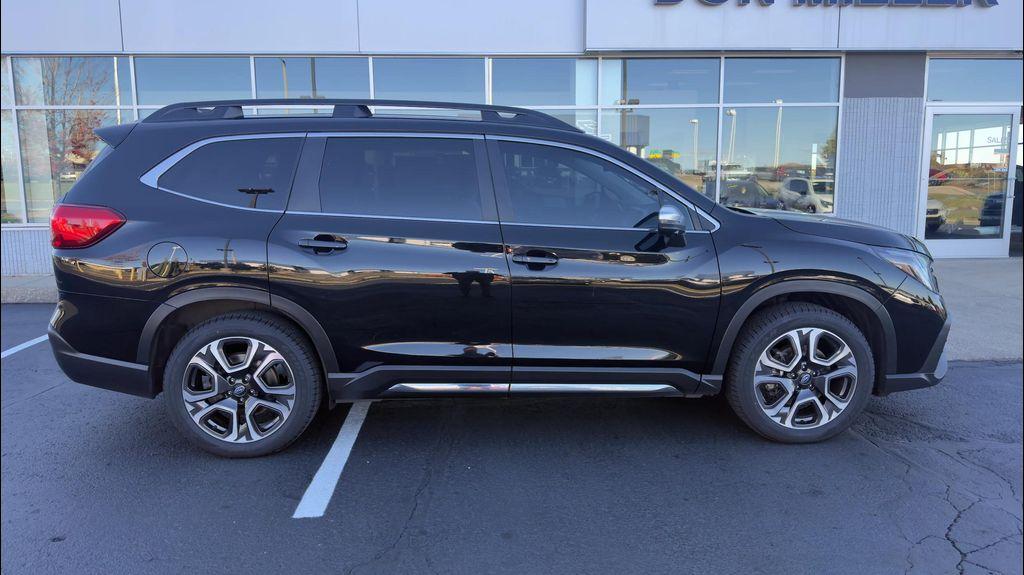used 2023 Subaru Ascent car, priced at $33,155