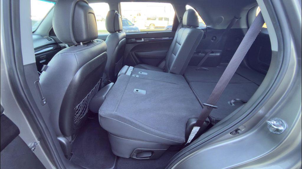 used 2014 Kia Sorento car, priced at $9,995