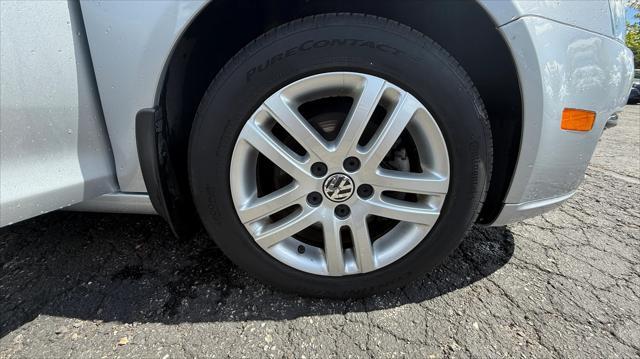 used 2010 Volkswagen Jetta car, priced at $6,995