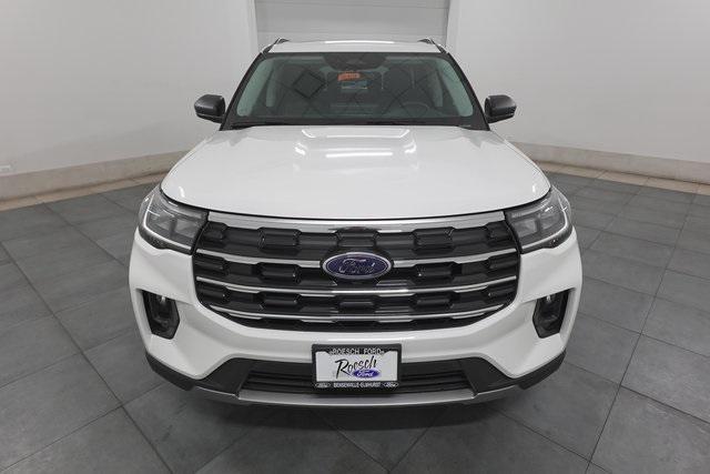 new 2025 Ford Explorer car, priced at $48,915