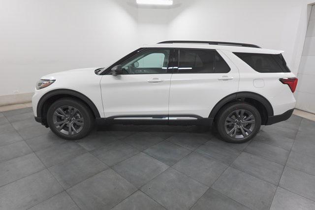 new 2025 Ford Explorer car, priced at $48,915