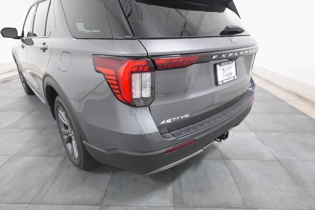 new 2025 Ford Explorer car, priced at $48,500