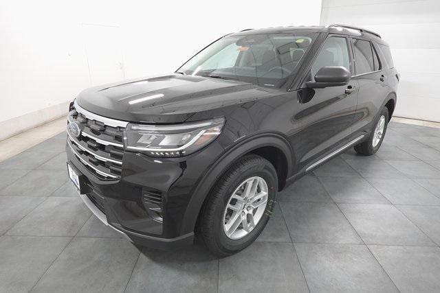 new 2025 Ford Explorer car, priced at $41,950