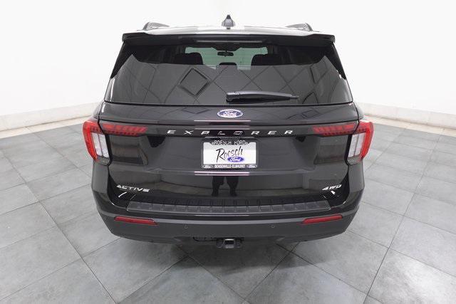 new 2025 Ford Explorer car, priced at $41,850