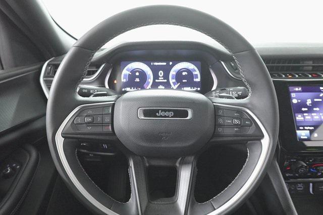 used 2024 Jeep Grand Cherokee car, priced at $35,900