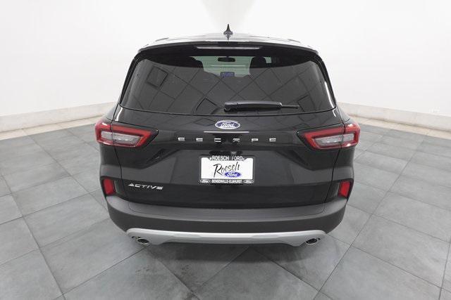 new 2025 Ford Escape car, priced at $28,990