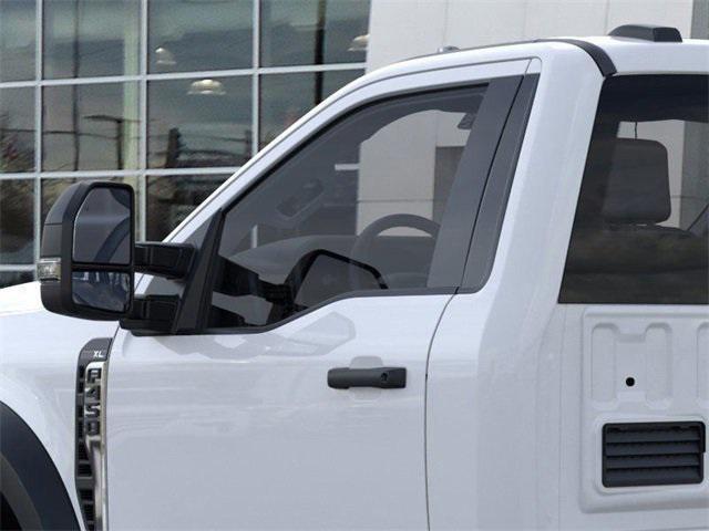 new 2025 Ford F-450 car, priced at $62,435